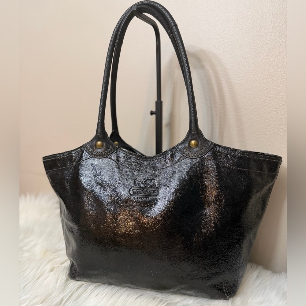 Coach #12362 Shiny Black Leather Tote - Picture 2 of 14